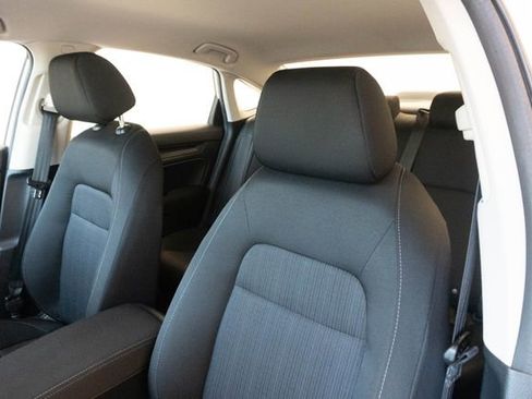 Used 2025 Honda Civic LX image 14