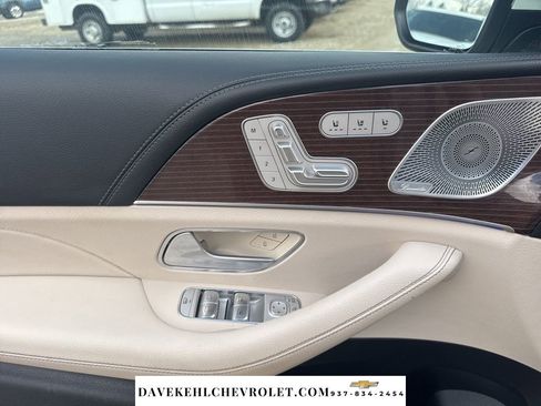 Used 2021 Mercedes-Benz GLS 580 4MATIC image 14