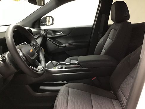 New 2026 Chevrolet Equinox LT image 16