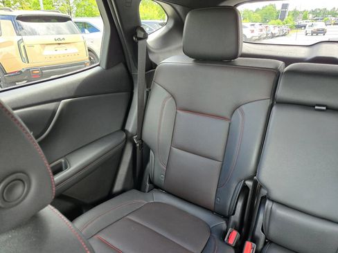 Used 2024 Chevrolet Blazer RS w/ Driver Confidence II Package FWD image 12