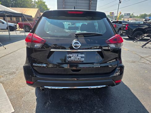 Used 2020 Nissan Rogue S FWD image 6