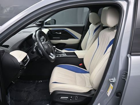 Certified 2025 Acura ADX A-Spec image 19