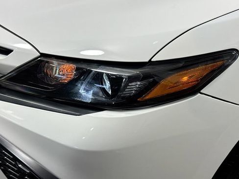 Certified 2023 Toyota Camry SE w/ Convenience Package image 3