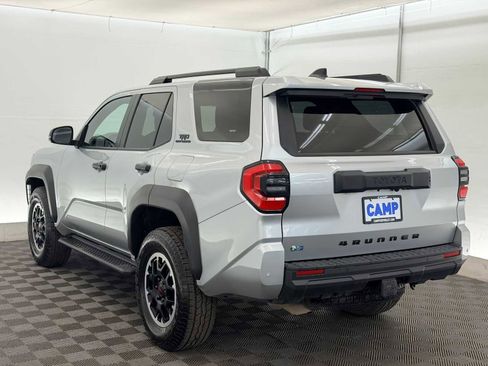 Used 2025 Toyota 4Runner TRD Off-Road image 4