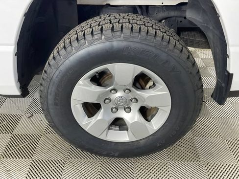 Used 2022 RAM 1500 Big Horn AWD/4WD image 18