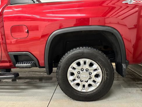 Used 2020 Chevrolet Silverado 2500 LT w/ All Star Edition image 6