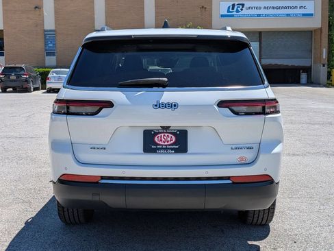 Used 2023 Jeep Grand Cherokee L Limited AWD/4WD image 4