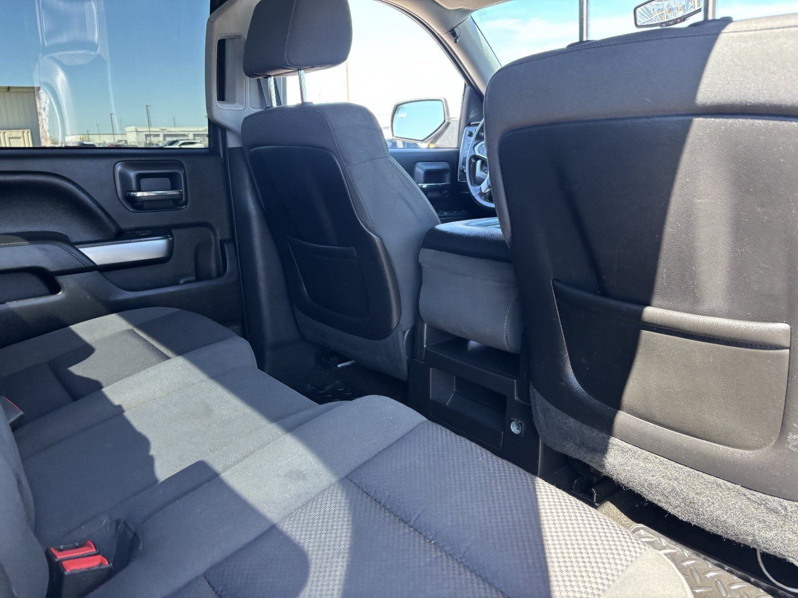 Used 2015 Chevrolet Silverado 1500 LT AWD/4WD image 14