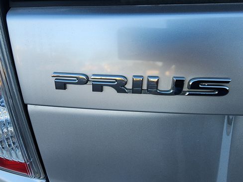 Used 2012 Toyota Prius Two image 10