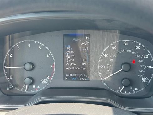 Used 2025 Toyota Corolla LE FWD image 18