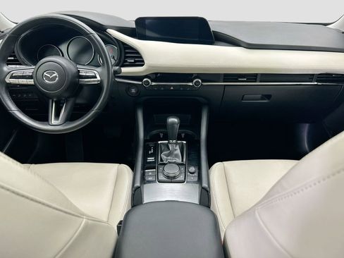 Used 2022 MAZDA MAZDA3 s image 13