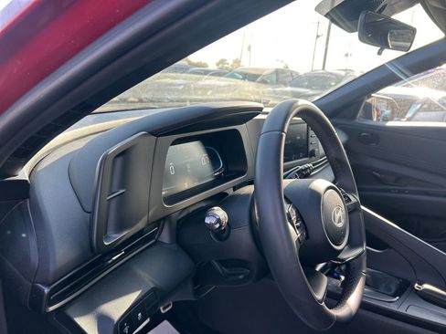 New 2025 Hyundai Elantra Sport FWD image 21