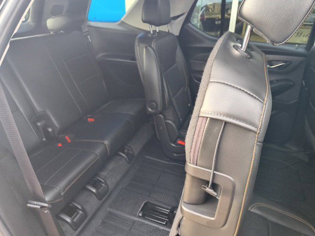 Used 2019 Chevrolet Traverse LT w/ LT Premium Package AWD/4WD image 11