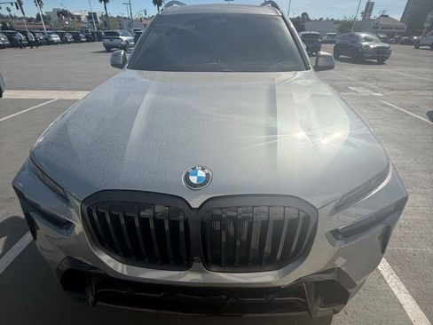 Used 2024 BMW X7 xDrive40i w/ Executive Package image 12