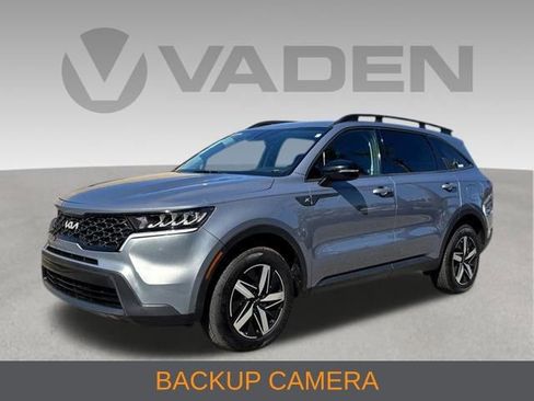 Used 2022 Kia Sorento S AWD/4WD image 3