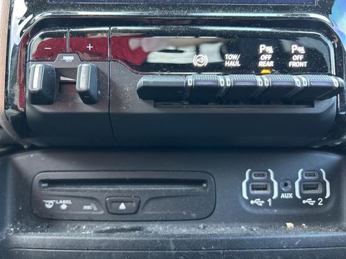 Certified 2019 RAM 2500 Laramie image 21