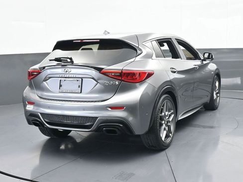 Used 2017 INFINITI QX30 Sport w/ Sport Leather Package image 5