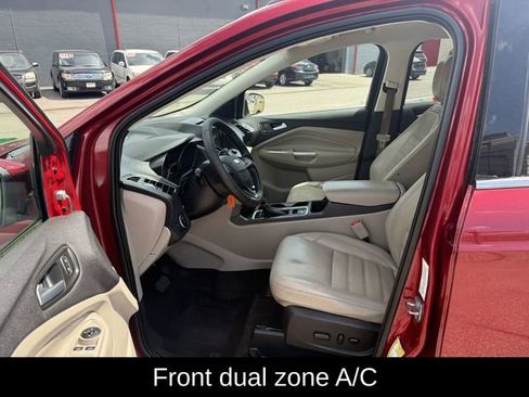 Used 2018 Ford Escape SEL image 5