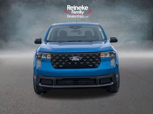 Used 2025 Ford Maverick XLT w/ XLT Luxury Package image 2