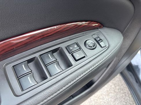 Used 2016 Acura MDX SH-AWD image 18