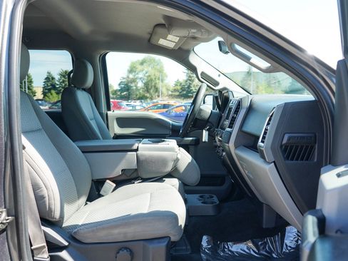 Used 2016 Ford F150 XLT w/ Trailer Tow Package AWD/4WD image 11