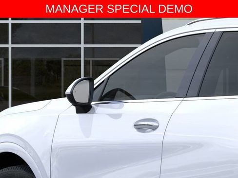 Used 2026 Buick Envision Avenir AWD/4WD image 12