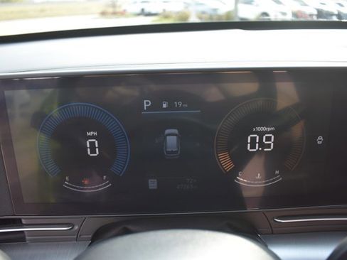 Used 2024 Hyundai Kona SEL image 22