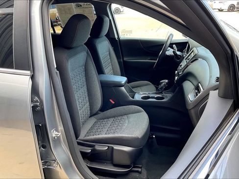 Used 2024 Chevrolet Equinox LT FWD image 7