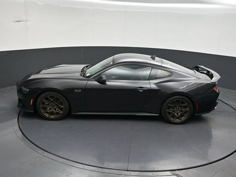 Used 2024 Ford Mustang GT Premium w/ GT Performance Package RWD image 17