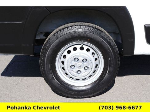 Used 2025 RAM ProMaster 2500 w/ Convenience Group FWD image 25