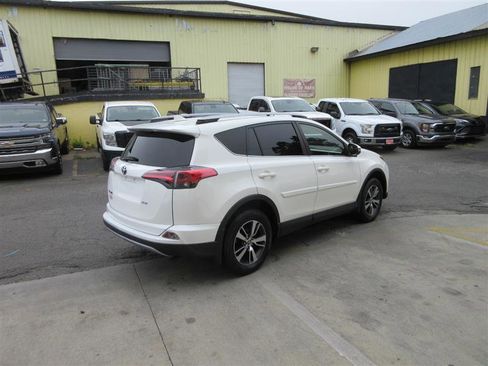 Used 2017 Toyota RAV4 XLE w/ All Weather Liner Package image 7