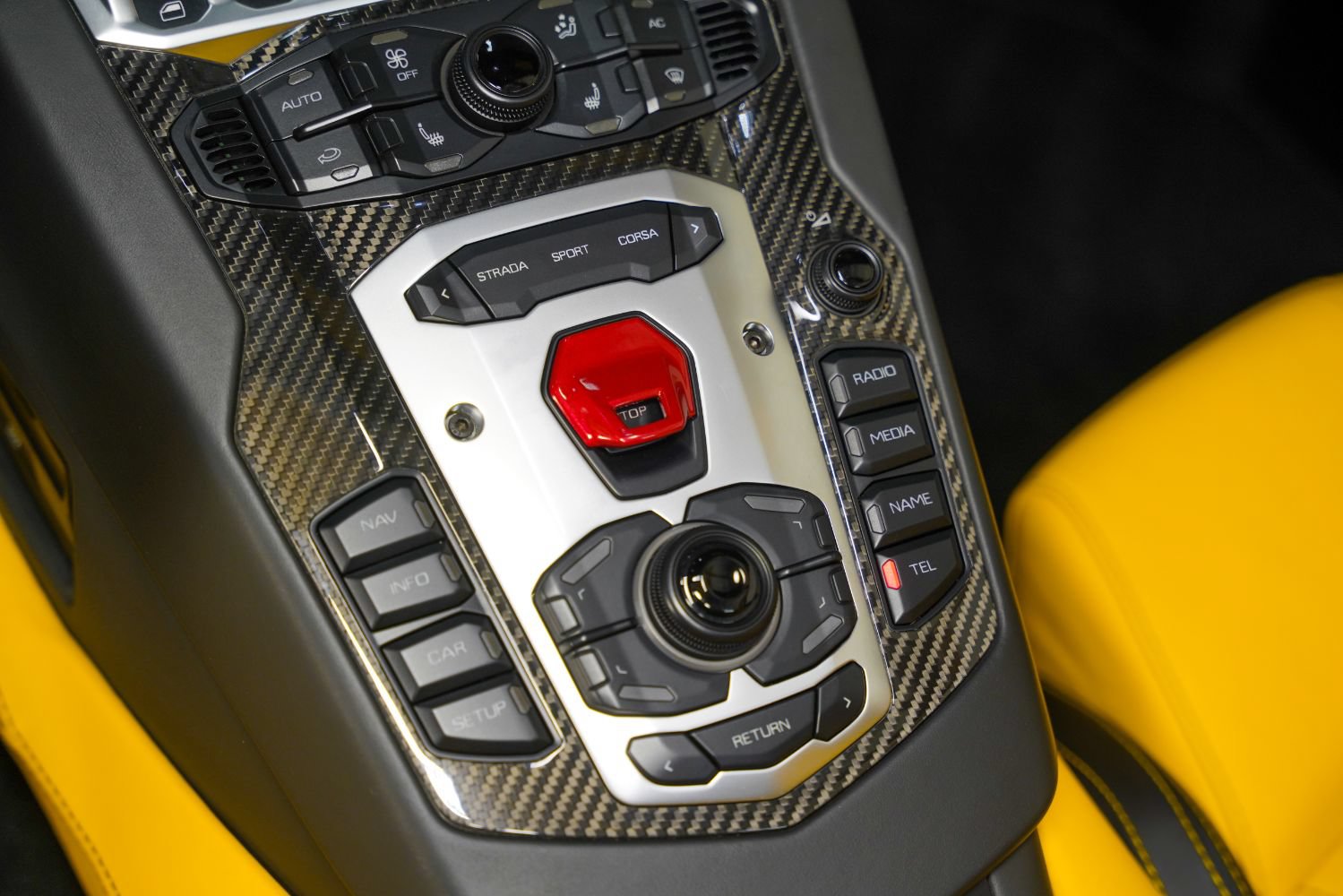Used 2015 Lamborghini Aventador LP 700-4 AWD/4WD image 44