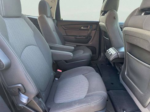 Used 2017 Chevrolet Traverse LT w/ Style and Technology Package AWD/4WD image 14