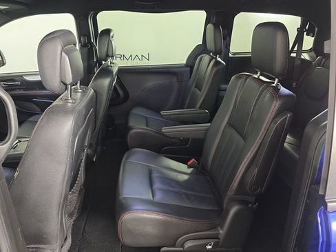 Used 2019 Dodge Grand Caravan GT FWD image 20