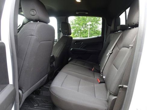 Used 2024 Chevrolet Colorado W/T RWD image 16