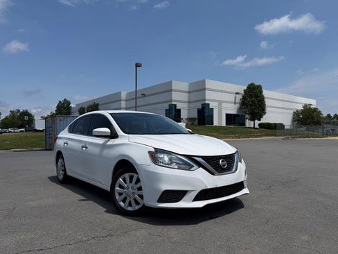 Used 2017 Nissan Sentra S FWD image 2