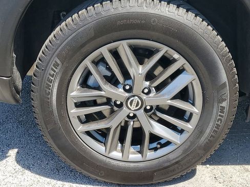 Used 2021 Nissan Rogue S AWD/4WD image 5