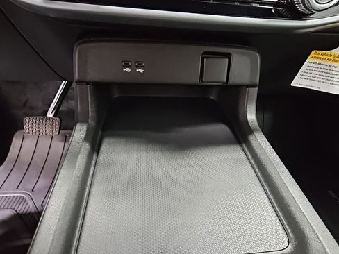 Used 2024 Honda Prologue Touring image 21