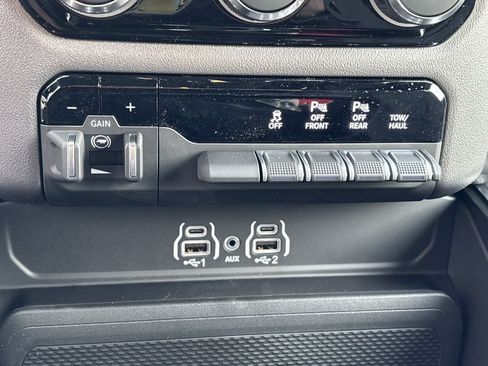 New 2026 RAM 1500 Lone Star RWD image 18