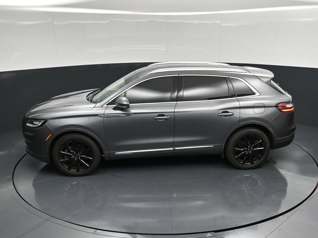 Used 2022 Lincoln Nautilus Reserve w/ Monochromatic Package AWD/4WD image 50