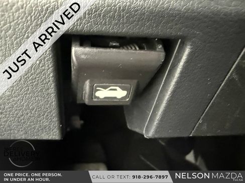 Used 2025 MAZDA CX-30 AWD 2.5 S w/ Preferred Package image 25