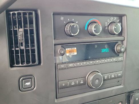 New 2025 Chevrolet Express 3500 w/ Power Convenience Package image 19