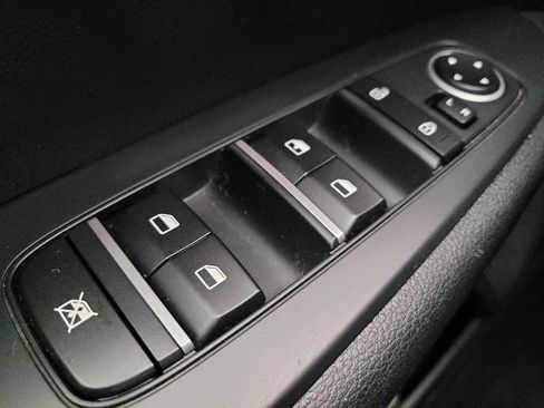 Used 2019 Kia Forte LXS FWD image 27