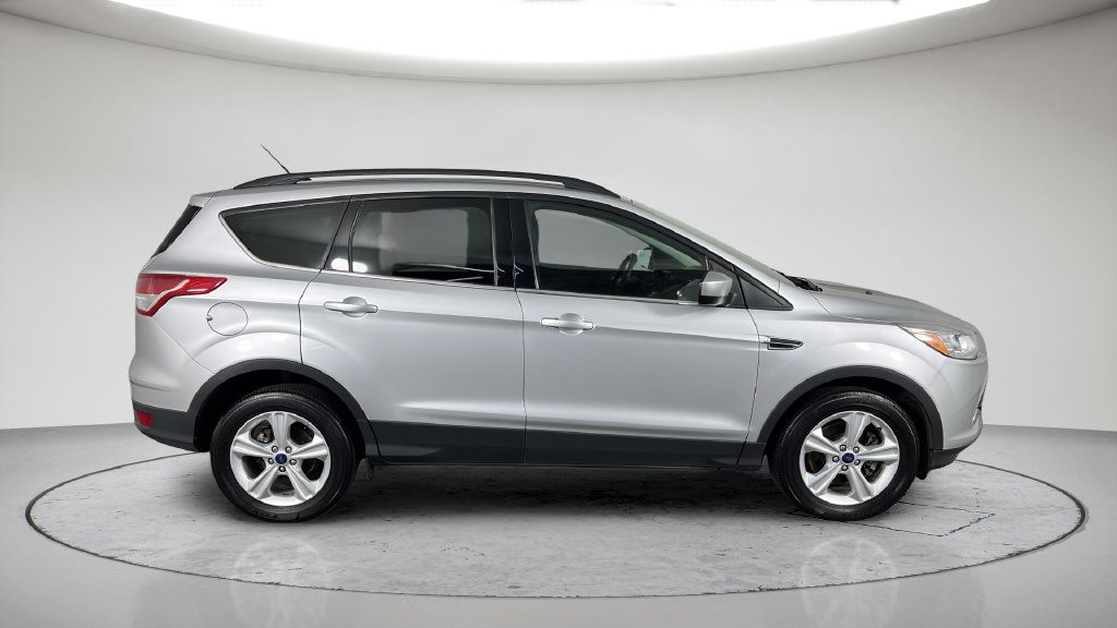 Used 2014 Ford Escape SE w/ Equipment Group 201A AWD/4WD image 6