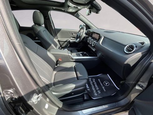 Certified 2025 Mercedes-Benz GLA 250 4MATIC image 15