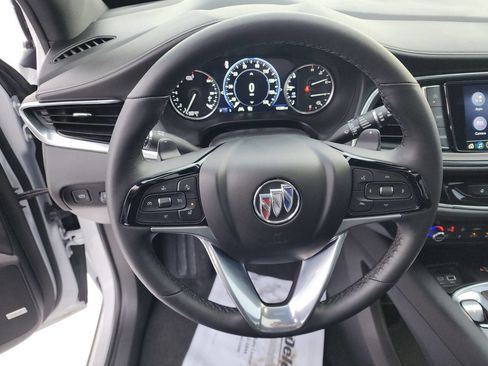 Used 2024 Buick Enclave Avenir w/ Avenir Technology Package image 15