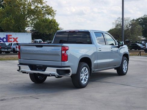 New 2026 Chevrolet Silverado 1500 LTZ w/ LTZ Premium Package image 4