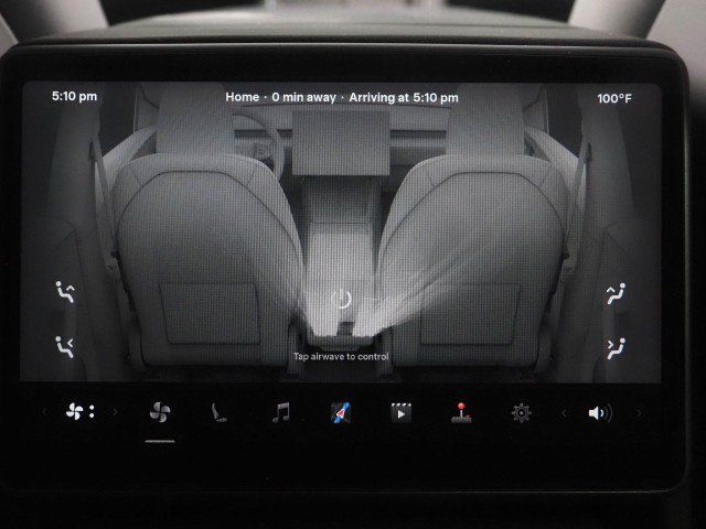 Used 2026 Tesla Model Y Long Range RWD image 24
