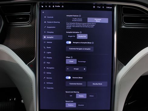 Used 2017 Tesla Model X 100D image 64