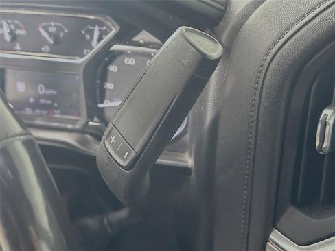 Certified 2022 GMC Sierra 3500 SLT w/ SLT Premium Package image 21